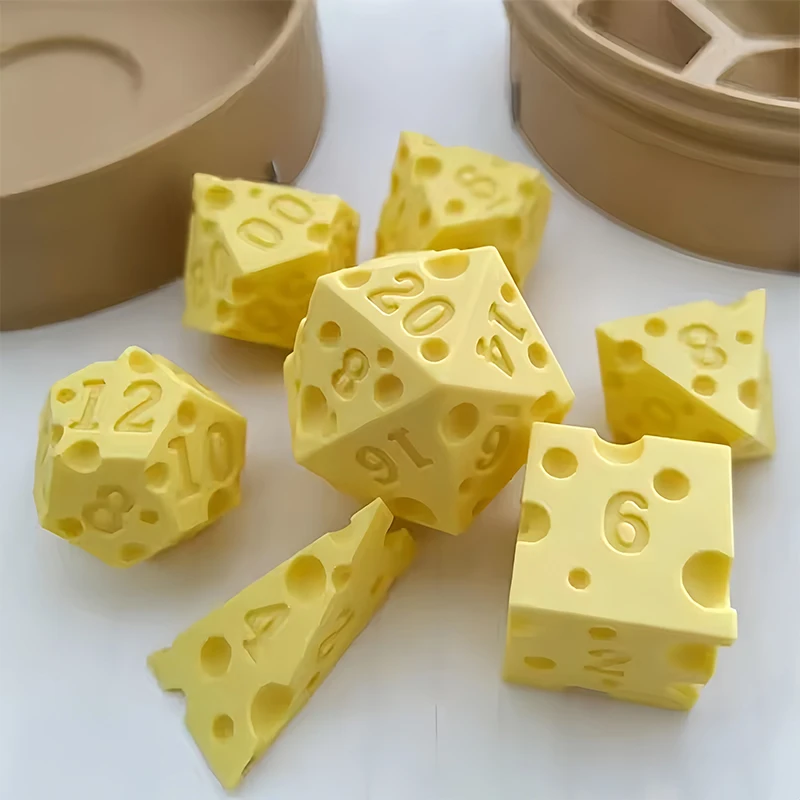 Creative Irregular Cheese Dice - Board Game Digital recension och pris