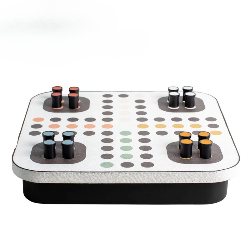 Modern Light Luxury Chess Boar - Board Game Hotel recension och pris